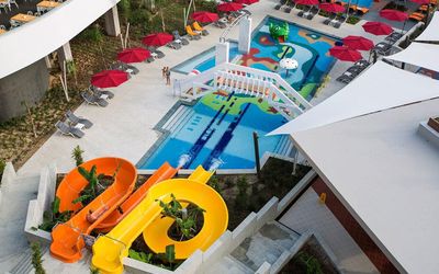 The Sense De Luxe Hotel · 5