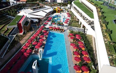 The Sense De Luxe Hotel · 3