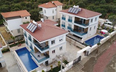 Villa Noble · 3