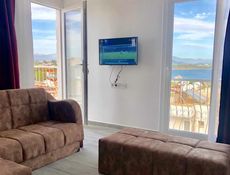 1+1 DENİZ MANZARALI DAİRE BALKONLU