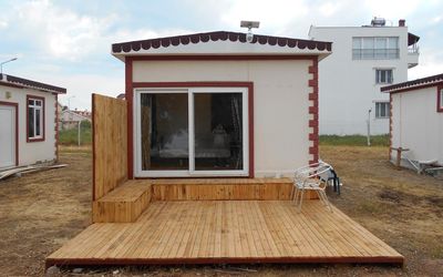 Reds Bungalow · 4