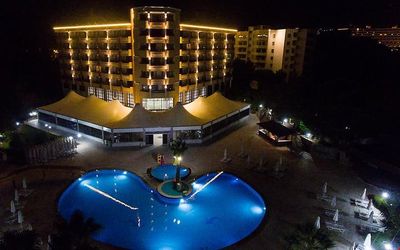 The Holiday Resort Otel · 2