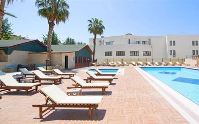Ada Newday Resort · 3