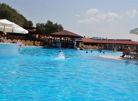 turkiye/aydin/kusadasi/hlc-tatil-koyu-1174127990.jpg
