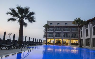 Neopol Hotel Deluxe · 2