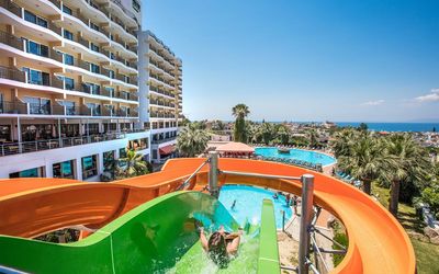 Palmin Hotel · 3