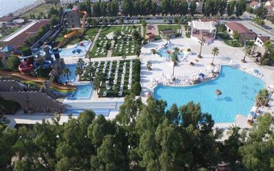 Risus Beach Resort Hotel · 4