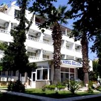 Selina Hotel