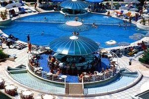 turkiye/aydin/kusadasi/the-grand-blue-sky-234824.jpg