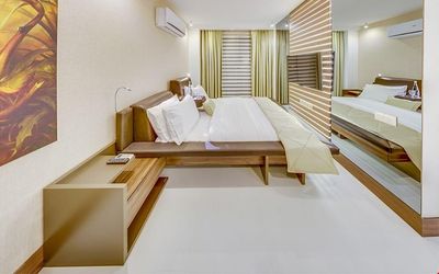 Concept Suites · 4