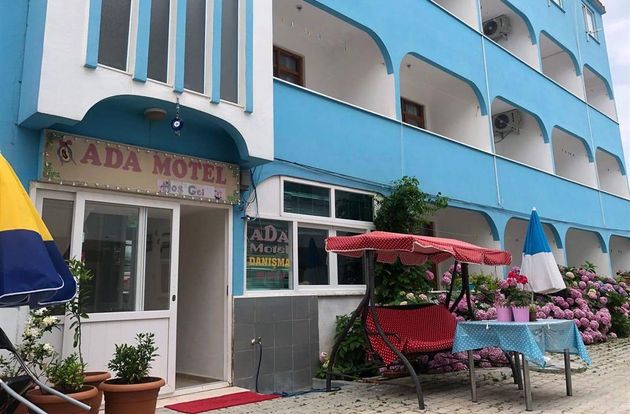turkiye/balikesir/avsaadasi/ada-motel-8290aa6a.jpeg