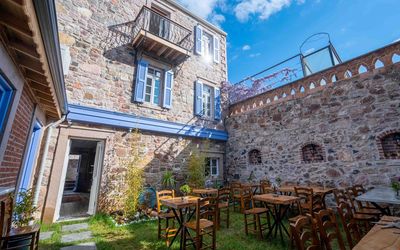 Cunda Alesta Otel · 2
