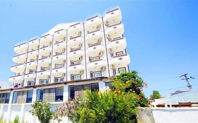 Nora Beach Hotel · 3