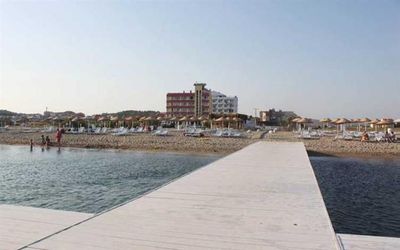 Nora Beach Hotel · 2