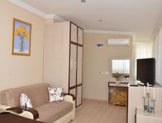 Honeymoon Room