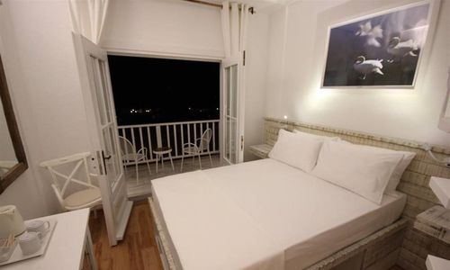 turkiye/balikesir/ayvalik/pur-beyaz-otel-93cba5da.jpg