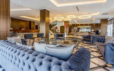 Willmont Hotel · 5