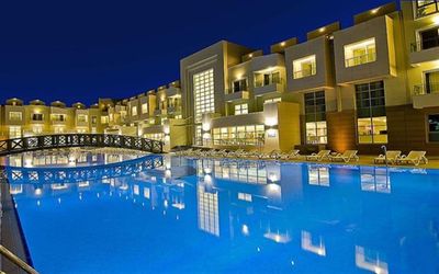 Adrina Termal Health & Spa Hotel · 5