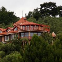 Aeneas Hotel