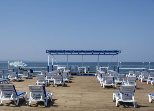 turkiye/balikesir/edremit/akcay-pier-hotel-beach-restaurant_716f9443.jpg