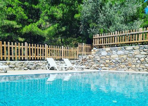 turkiye/balikesir/edremit/forestida-hotel_7216474d.jpg