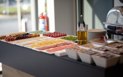 Valent Otel Business · 4