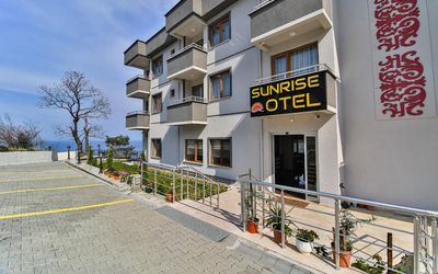 Sunrise Otel · 4