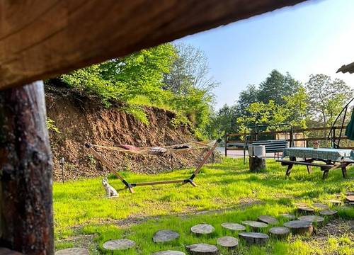 turkiye/bursa/osmangazi/bearhouse_uludag_dag_evi_bahcedd22831f5d3445e58cc33971ea94cd76.jpg