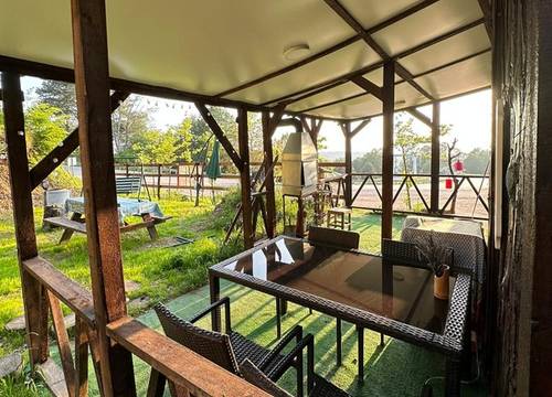 turkiye/bursa/osmangazi/bearhouse_uludag_dag_evi_verandae84e6ce68b7f49dc93a3d98c3c04b578.jpg