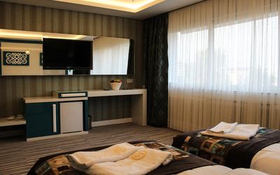 Grand Bursa Hotel · 3