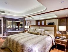 Executive Suit