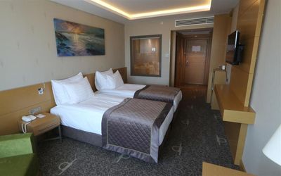 Ramada By Wyndham Bursa Çekirge Termal & Spa · 4