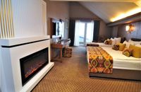 Deluxe  Room