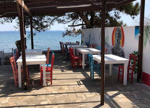 turkiye/canakkale/ayvacik/helen-camping-beach-restaurant_67432b96.jpg