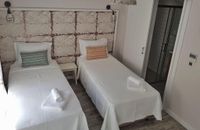 Balkonlu Çift Kişilik Oda