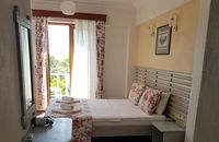 Chambre Triple de Luxe avec Balcon et Vue sur Mer (201)