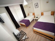 Gelegenheitszimmer
