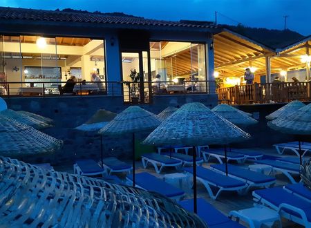 turkiye/canakkale/canakkaleayvacik/assos-nazan-beach-restaurant-70498cb7.jpg