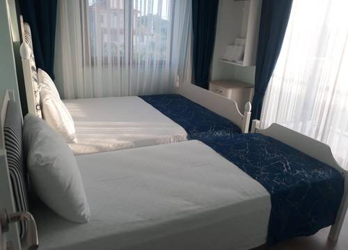 turkiye/canakkale/ezine/geyikli-paris-otel_ff8fd706.jpg