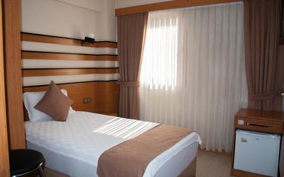 Quars Garden Hotel · 2