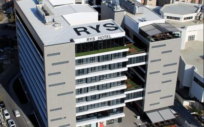 Rys Hotel · 2