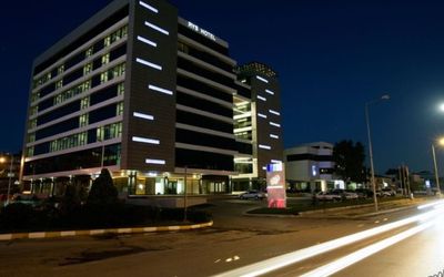 Rys Hotel · 5