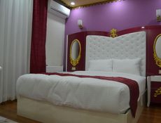 Balayı Suit