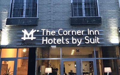 The Corner Inn Hotels By Suit · 5