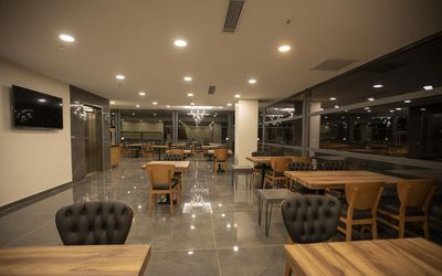 Divares Hotel · 5