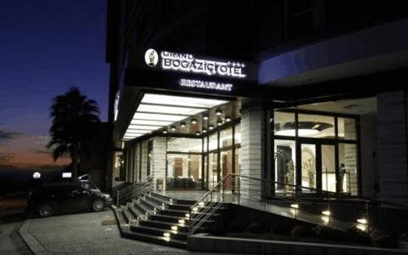 Grand Boğaziçi Otel · 1