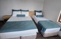 Aile Odası - Göl Manzaralı