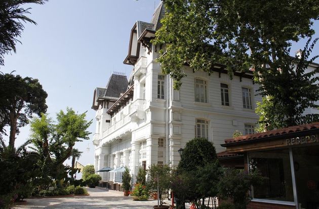 turkiye/istanbul/adalar/anadolu-kulubu-4d7bed62.jpg