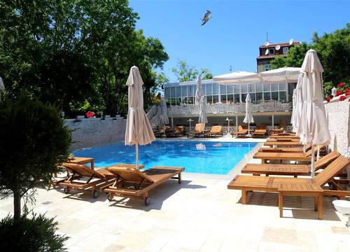 turkiye/istanbul/adalar/buyukada-cankaya-otel-e1ad8ddb.jpg