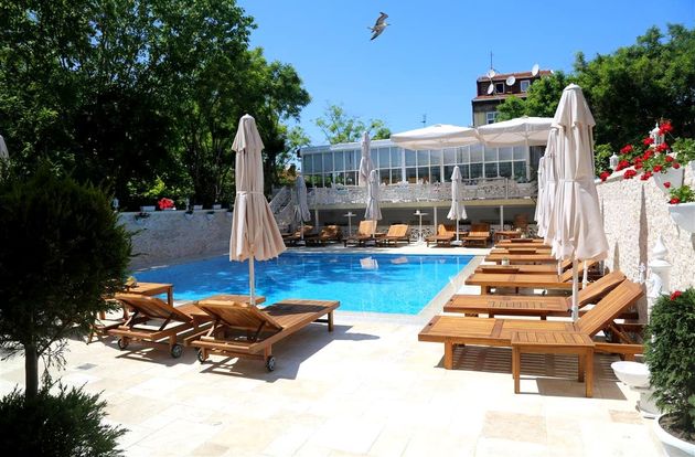 turkiye/istanbul/adalar/buyukada-cankaya-otel-e1ad8ddb.jpg